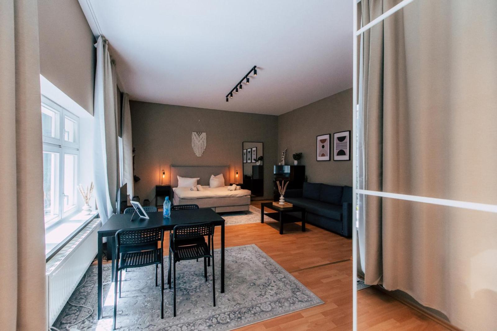 Luga Homes - Chausseehaus Lipcse Kültér fotó